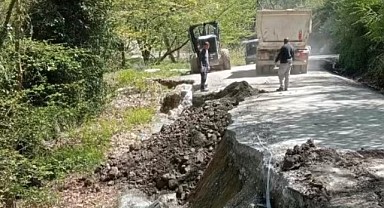 Türkeli'de heyelan nedeniyle çöken yol ulaşıma açıldı