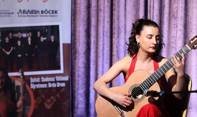 Antalya'da "Gitar Orkestrası Konseri"
