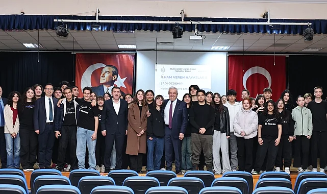Başkan Özdemir'den liselilere 'umutlarınızı bırakmayın' mesajı