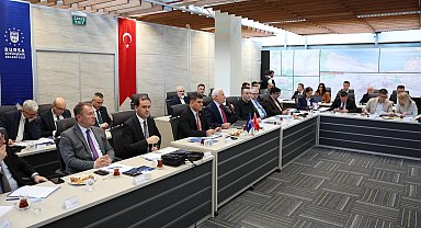 Bursa AKOM'un yıllık toplantısı yapıldı