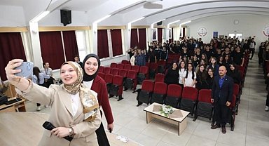 Bursa'da İnegöl'deki öğrencilere 'dijital güvenlik'