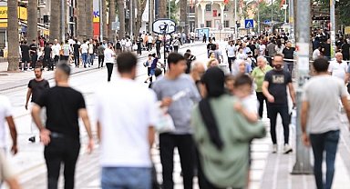 Denizli'nin kalbi yine bulvarlarda attı