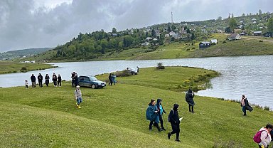 Doğa tutkunları Karagöl'ü adım adım keşfetti