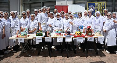 İzmir Bornova'da tatlı rekabet!