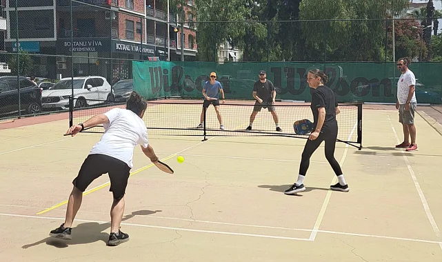 İzmir Pickleball Ligi'nde şampiyonlar belli oldu