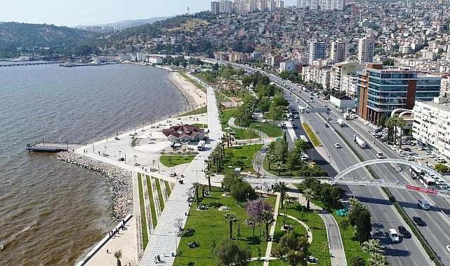 İzmir'de afet toplanma alanlarına mercek!