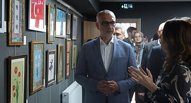 Kocaeli'de sanatseverlere yıl sonu sergisi