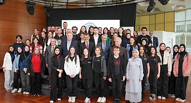 Prof. Dr. Hasan Mandal Bursalı öğrencilerle buluştu