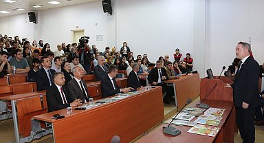 'Yeşil Yakalılar' söyleşisi Bursa'da