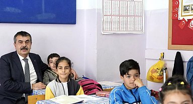 Eğitimde bugün karne günü... Bakan Tekin'den yaz tatili mesajı