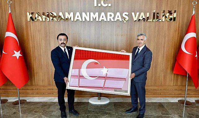 Kahramanmaraş'ta Şahbazlı'dan Vali Ünlüer'e anlamlı hediye