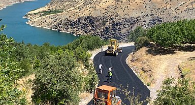 Malatya Büyükşehir'den Karaağaç'a sıcak asfalt