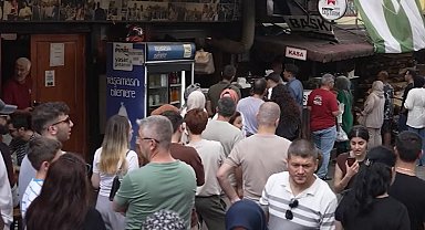 Bursa kültürle buluştu, esnaf kazandı