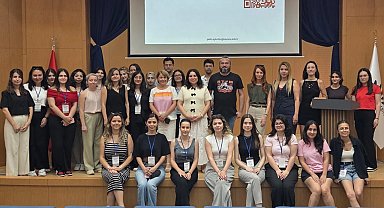İzmir Karabağlar'da 'Akademi Yaz' hayata geçti