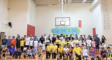 Konya Büyükşehir yaz spor okulları 28 ilçede 11 bin öğrenciyle başladı