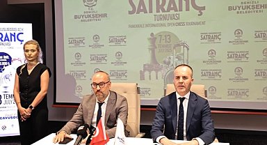 Satrançta gözler Denizli'de