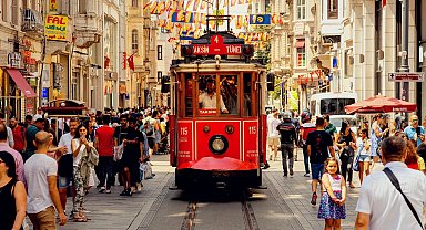 Türkiye'de 2024'te 2,7 milyon kişi iller arası göç etti! İstanbul göçte zirvede