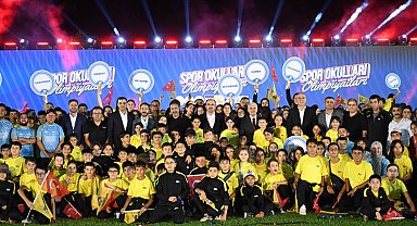 Başkan Altay "Spor Okulları Olimpiyatları"na katılan tüm gençleri tebrik etti