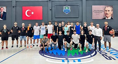 Çayırova'da geleceğin basketbolcuları seçildi