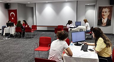 Denizli Büyükşehir'in ücretsiz YKS tercih danışmanlığı sürüyor