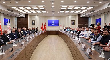 Hükümet son teklifini sundu!