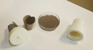 Kağıt atıkları doğa dostu saksılara dönüşüyor