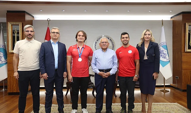 Kayseri'nin şampiyon 'Arslan'ına 'büyük' tebrik