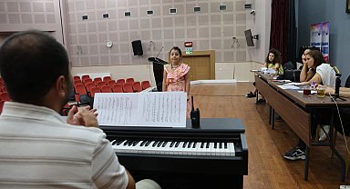 Kocaeli Konservatuvarı yeni yeteneklerini arıyor