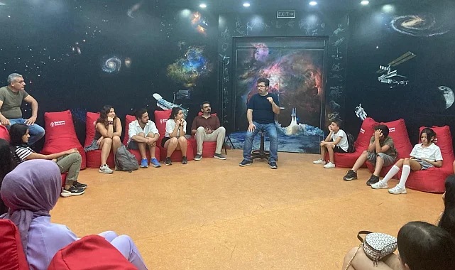 Minik kaşifler Bornova'da bilimin izinde
