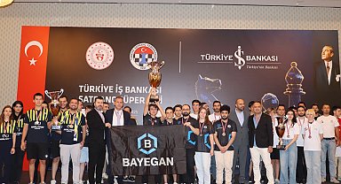 Satranç Süper Ligi'nde yine şampiyon oldu