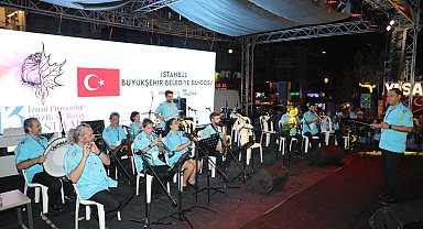 Bando ekipleri Pişmaniye Festivaline büyük renk kattılar