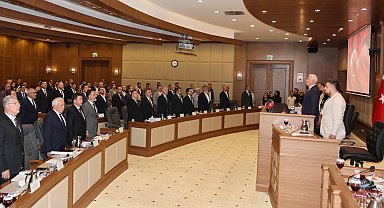 Bursa Büyükşehir Meclisi'nden kurtuluşa özel saygı