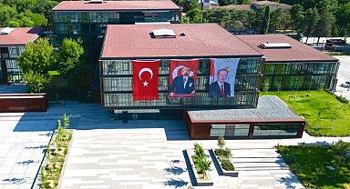Bursa İnegöl'de bin 500 öğrenciye kırtasiye desteği