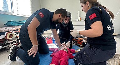 Bursa'da sağlık personeline 3. modül güncelleme eğitimi