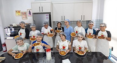 Çocuklar mutfağa girdi; Yaratıcı Mutfak Atölyesi'