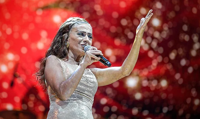 İEF'de Yıldız Tilbe rüzgarı