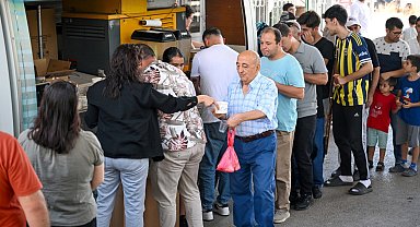 İzmir Bornova Belediyesi şehitlerini unutmuyor