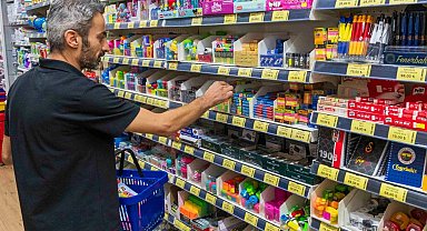 İzmir Büyükşehir'den öğrencilere 48 milyon TL'lik kırtasiye desteği