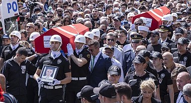 İzmir'in şehitlerine veda!