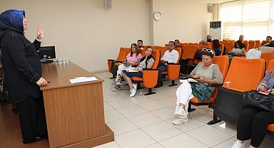 KO-MEK'le etkili sosyal medya kullanımını öğrendiler