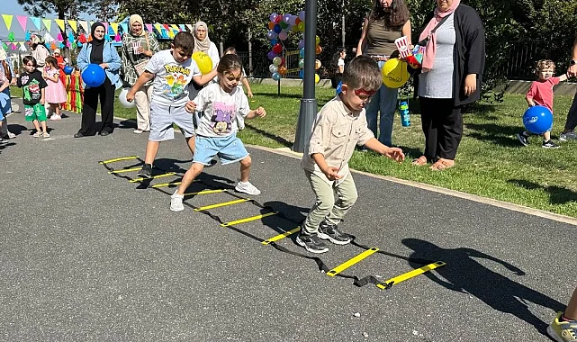 Kocaeli Çayırova'da miniklerden 'Okula Merhaba' coşkusu