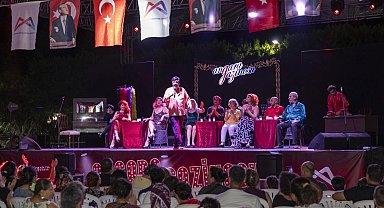 Mersin'de yaz akşamları sanatla şenlendi