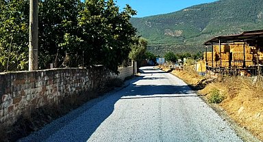 Muğla Milas'ta yol yapım seferberliği sürüyor