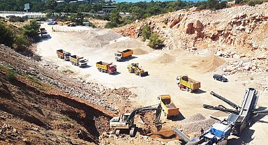 Muğla'dan hafriyat kamyonlarına uydu takibi