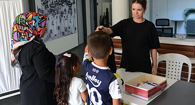 Nilüfer Belediyesi'nden ihtiyaç sahibi öğrencilere kırtasiye desteği