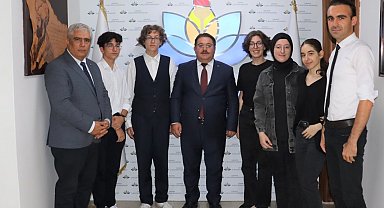 Sakarya'da Fen Lisesi öğrencilerinden TEKNOFEST öncesi Milli Eğitim'e ziyaret