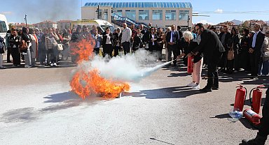 Ankara Keçiören'de belediye personeline afet bilinci eğitimi