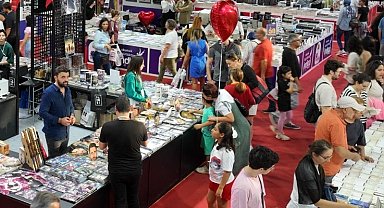 Antalya Kitap Fuarı 15'inci kez kapılarını açıyor