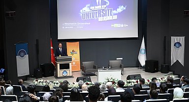 Başkan Altay NEÜ Mühendislik Fakültesi'nde gençlerle buluştu