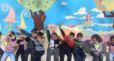 Bursa Mudanya'da köy okulu renkli eğitim yuvasına dönüştü